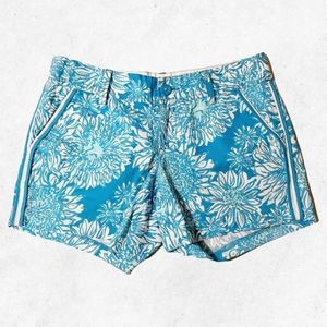 Lilly Pulitzer Shorts‎ Size 4 The Callahan Short Blue & White Floral Belt Loops